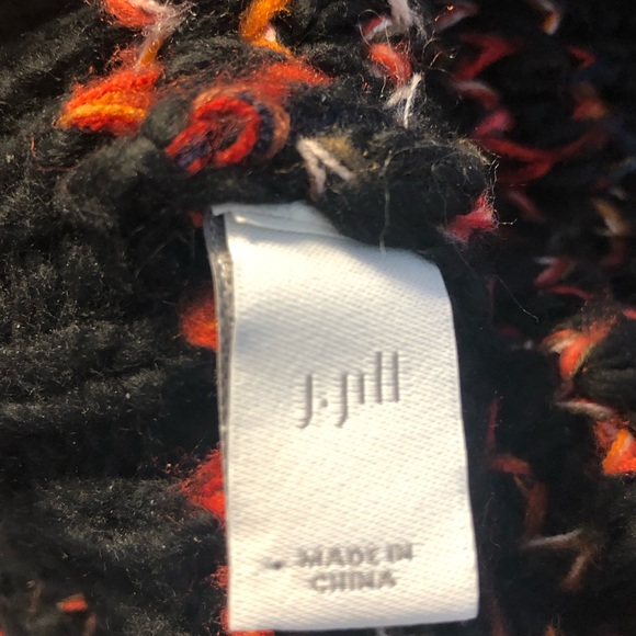 Scarf and Hat Set! Gorgeous, Soft J. Jill Infinity Scarf and Pom Pom Hat Set - Picture 8 of 8